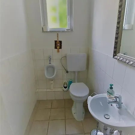 Gast - Salmagundi, Fuer Gruppen Bis 16 Gaeste קאמפ-בורנהופן