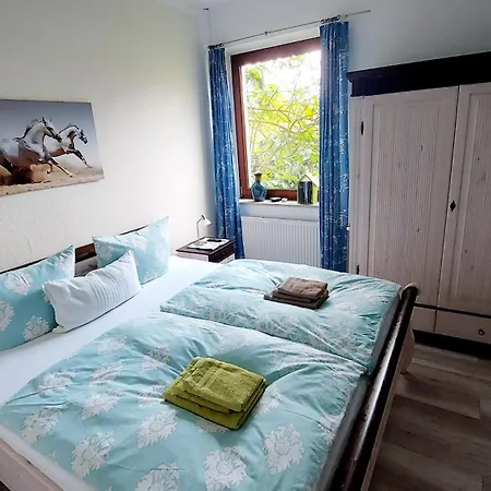 Gast - Salmagundi, Fuer Gruppen Bis 16 Gaeste *