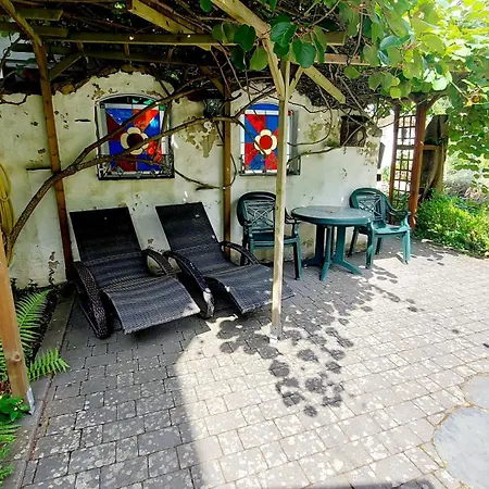 Apartamento Gast - Salmagundi, Fuer Gruppen Bis 16 Gaeste Kamp-Bornhofen